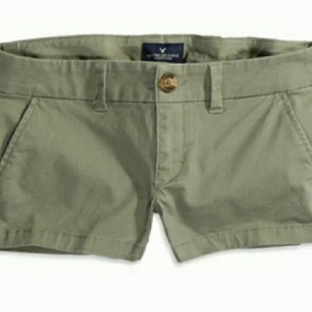 Shorts - Picture 2 of 5
